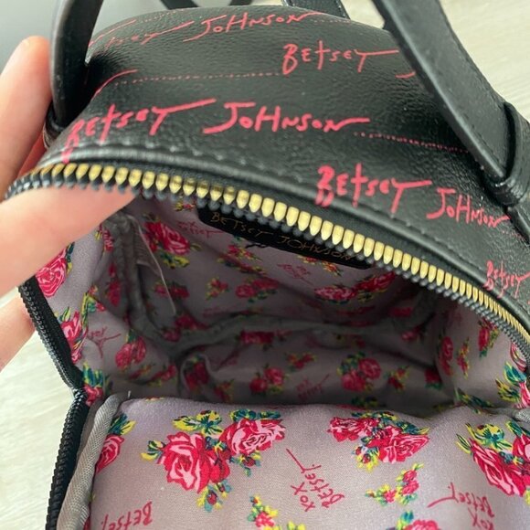 Betsy Johnson Mini Kitsch Dog Puppy Backpack Black Pink - Picture 2 of 9
